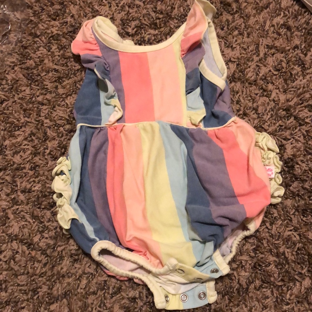 CUTE RuffleButts Romper